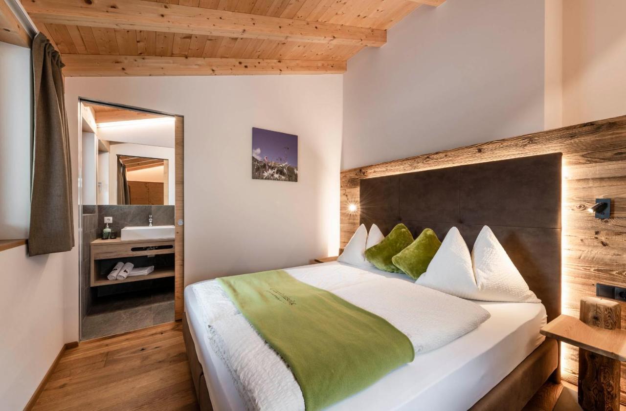Unterlutaschg-Chalet Appartement Am Hof Slingia Exteriör bild