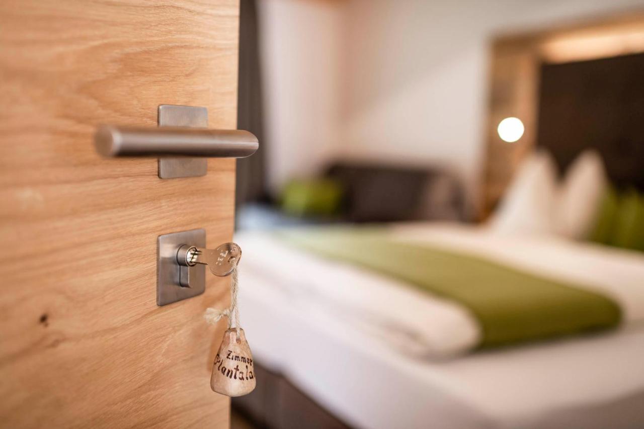 Unterlutaschg-Chalet Appartement Am Hof Slingia Exteriör bild