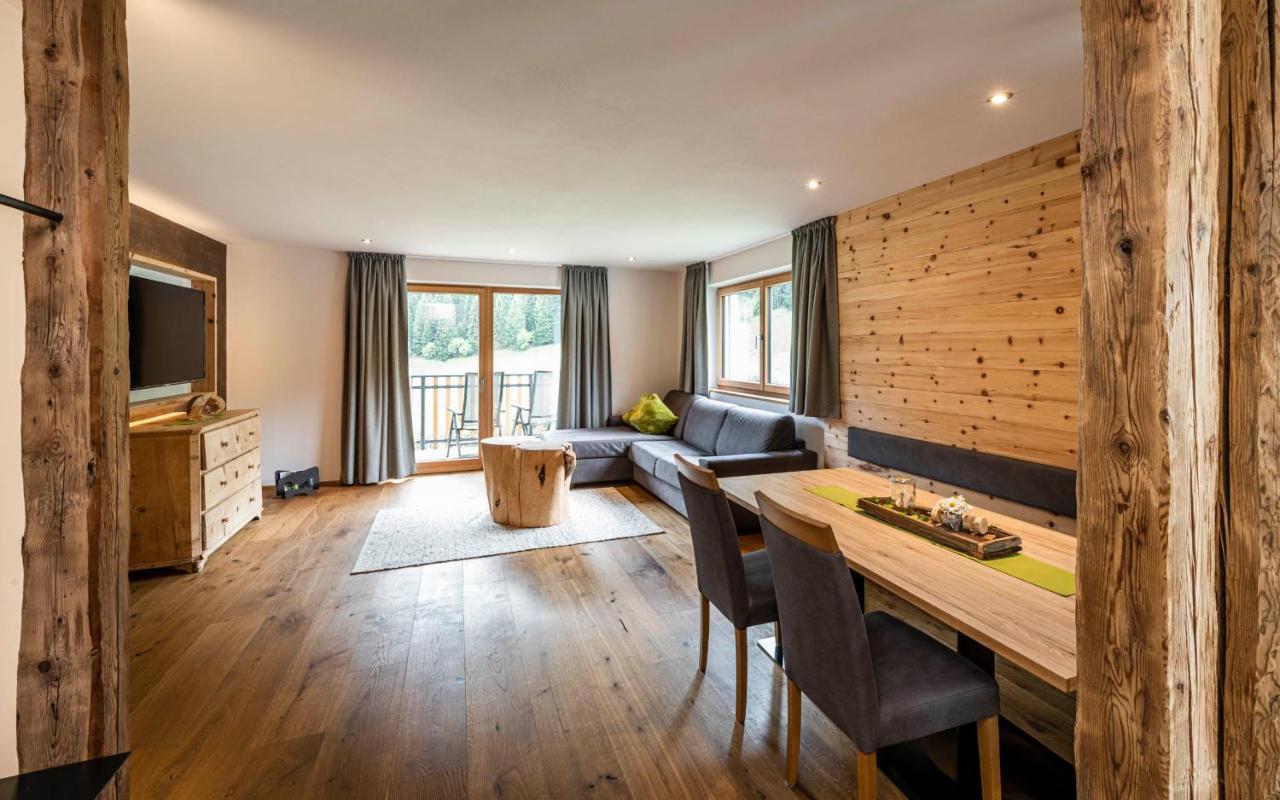Unterlutaschg-Chalet Appartement Am Hof Slingia Exteriör bild