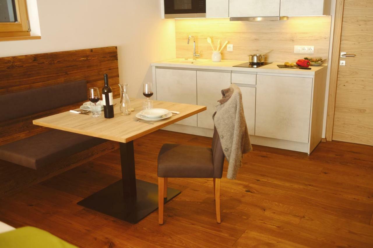 Unterlutaschg-Chalet Appartement Am Hof Slingia Exteriör bild