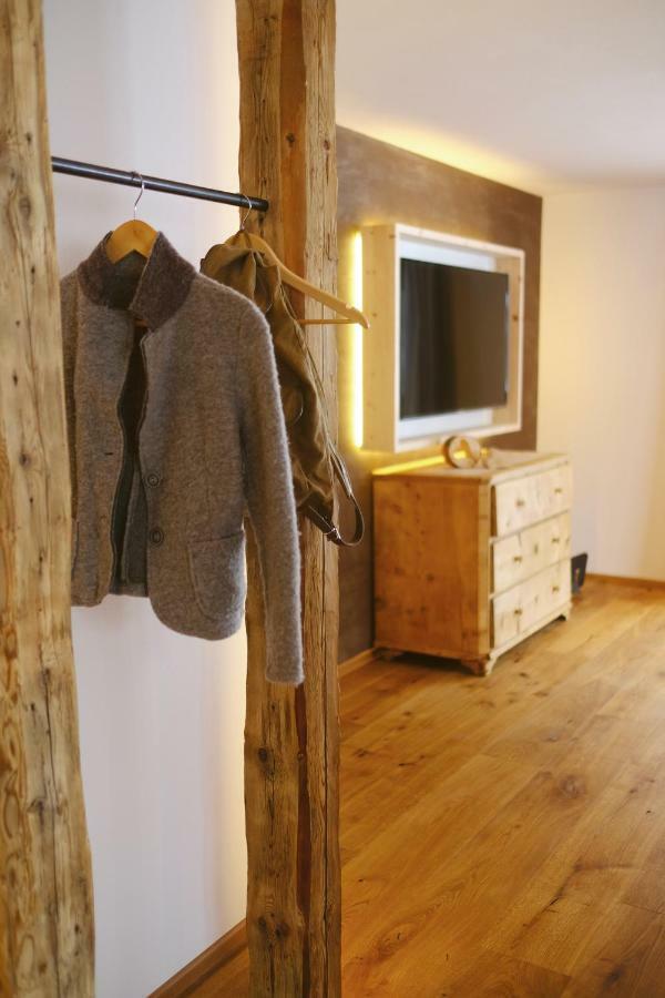 Unterlutaschg-Chalet Appartement Am Hof Slingia Exteriör bild