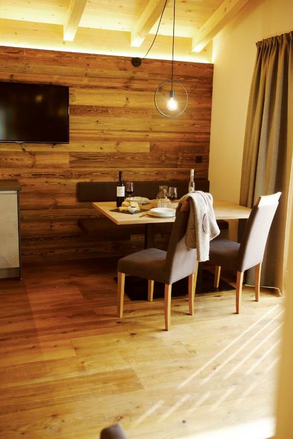 Unterlutaschg-Chalet Appartement Am Hof Slingia Exteriör bild